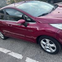 Ford Fiesta gpl titanium