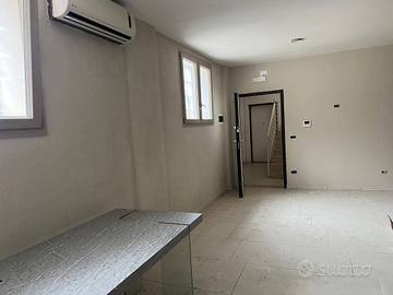 Immobile di 55 m² con 1 locale a Cercola