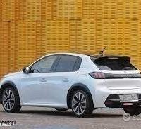 Vari ricambi per peugeot 208 2016;2020