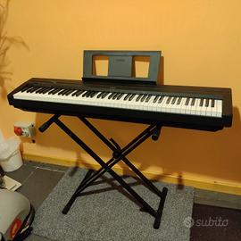 Pianoforte digitale Yamaha P-45B  tastiera
