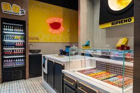 Negozio ztl Piazza San Nicolo