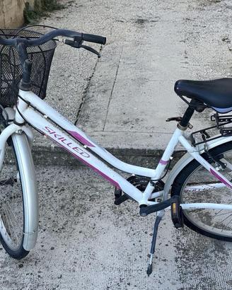 City Bike Donna Skilled Bali con Cestino e Portapa