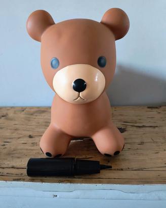 Orsetto gonfiabile cavalcabile Pampers