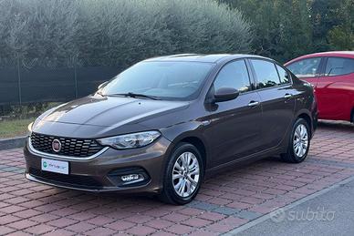 FIAT Tipo 1.4 4 porte Lounge