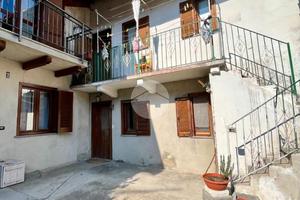 CASA SEMINDIPENDENTE A AVIGLIANA