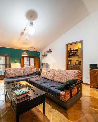 4 LOCALI A MONTECCHIO EMILIA