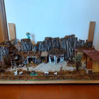 Presepe artigianale con statuine