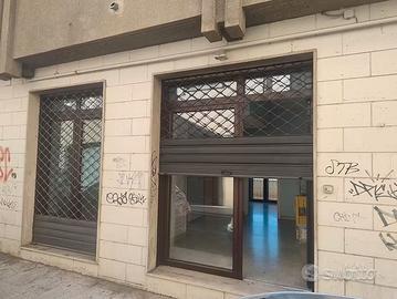 Locale in centro a potenza