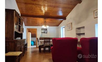 Vendo casa a Mendatica (liguria)