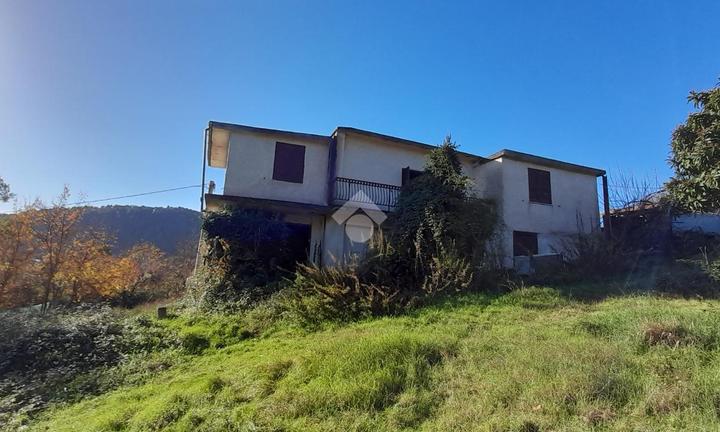 CASA INDIPENDENTE A ALATRI