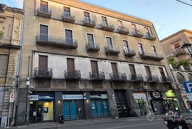 Via Umberto signorile, ampio, bel 4 vani