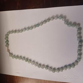 Collana in perle verdi