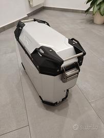 Valigia laterale destra GIVI trekker outback Evo 