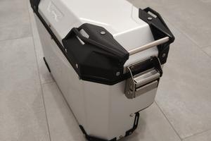 Valigia laterale destra GIVI trekker outback Evo 