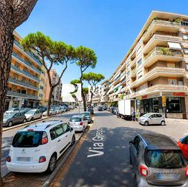 Immobile di 250 m² con più di 5 locali a Roma