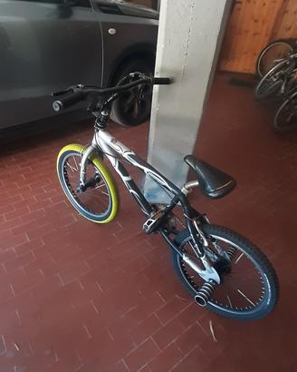 BMX Montana freestyle hi ten