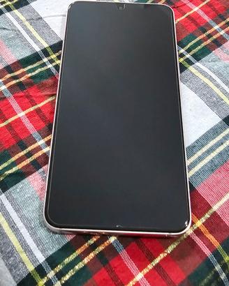 Samsung S22 