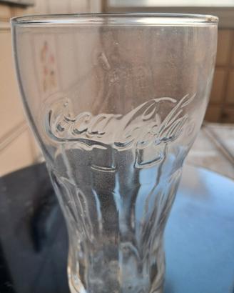 bicchieri coca cola