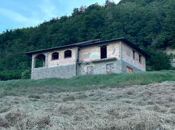 CASA INDIPENDENTE A CASTINO