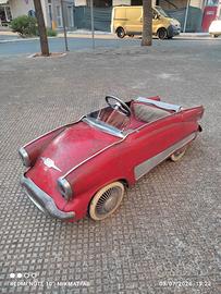 Auto a pedali