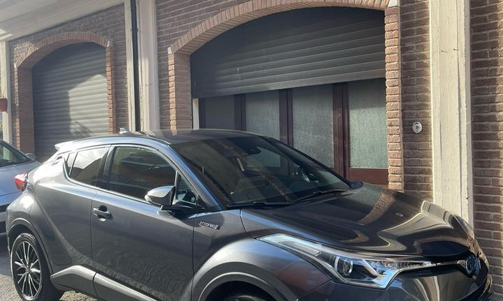 Toyota CH-R Trend 1.8 132 CV