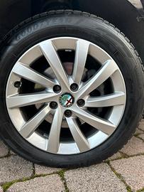 GOMME E CERCHI ALFA ROMEO