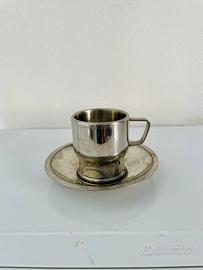 Set di tazzine e piattini in acciaio inox