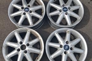 Cerchi in lega Ford