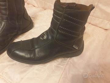 scarpe da moto 
