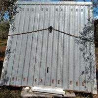 porta basculante:H 240cm. x L.230cm.x 7 cm spessor