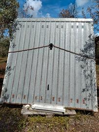 porta basculante:H 240cm. x L.230cm.x 7 cm spessor