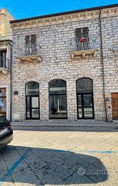 Prestigioso locale commerciale