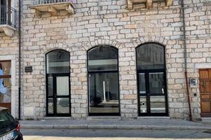 Prestigioso locale commerciale