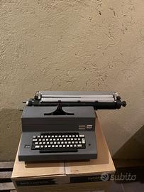 Macchina da scrivere Olivetti EDITOR 4