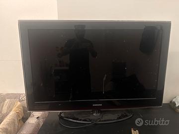 Televisori