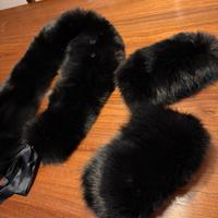 Girocollo e polsini in pelliccia