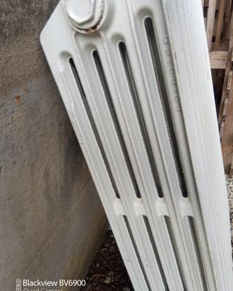 Radiatore in ghisa
