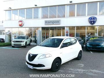 Lancia Ypsilon 1.2 69 CV 5 porte Platinum