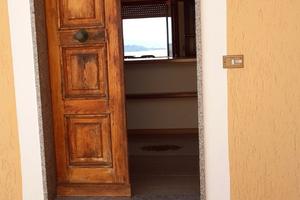 Appartamento con entrata ind. in bifamiliare