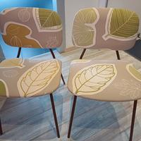 coppia di sedie vintage in stile contemporaneo