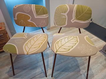 coppia di sedie vintage in stile contemporaneo