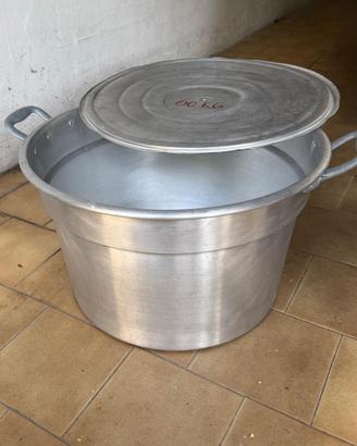 Pentolone 60 Kg pari al nuovo