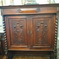 Mobile di lusso intagliato arredamento storico 