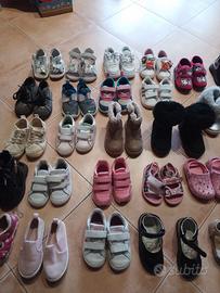Varie scarpe bimba
