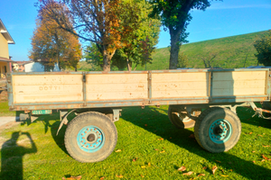 Rimorchio agricolo