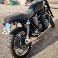 triumph thruxton 