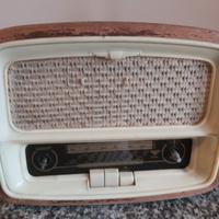 RADIO A VALVOLE TESLA PER RICAMBI NON FUNZIONANTE 