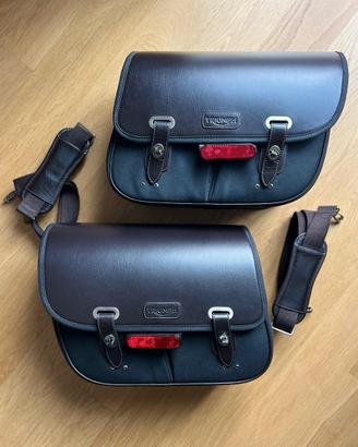 Triumph Waxed cotton luggage in cuoio con tracolle