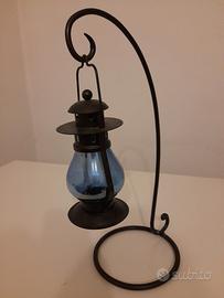 Porta candela a lanterna in ferro e plastica