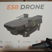 Drone E58 radiocomandato